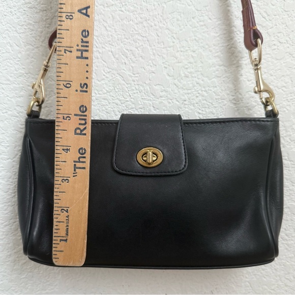 Vintage Y2K COACH 9154 Legacy Demi TurnLock Black Leather Crossbody Bag READ - Picture 10 of 16